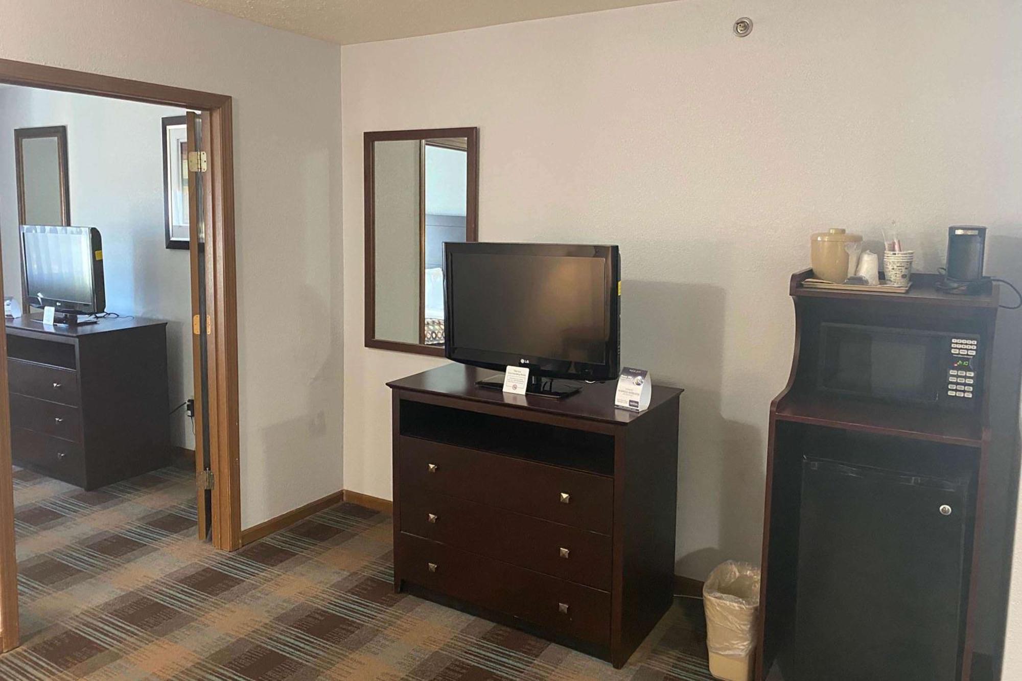 Best Western Regency Inn Danville Exterior foto